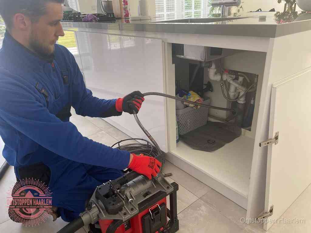 Riool ontstoppen ontstoppingsveer in Haarlem