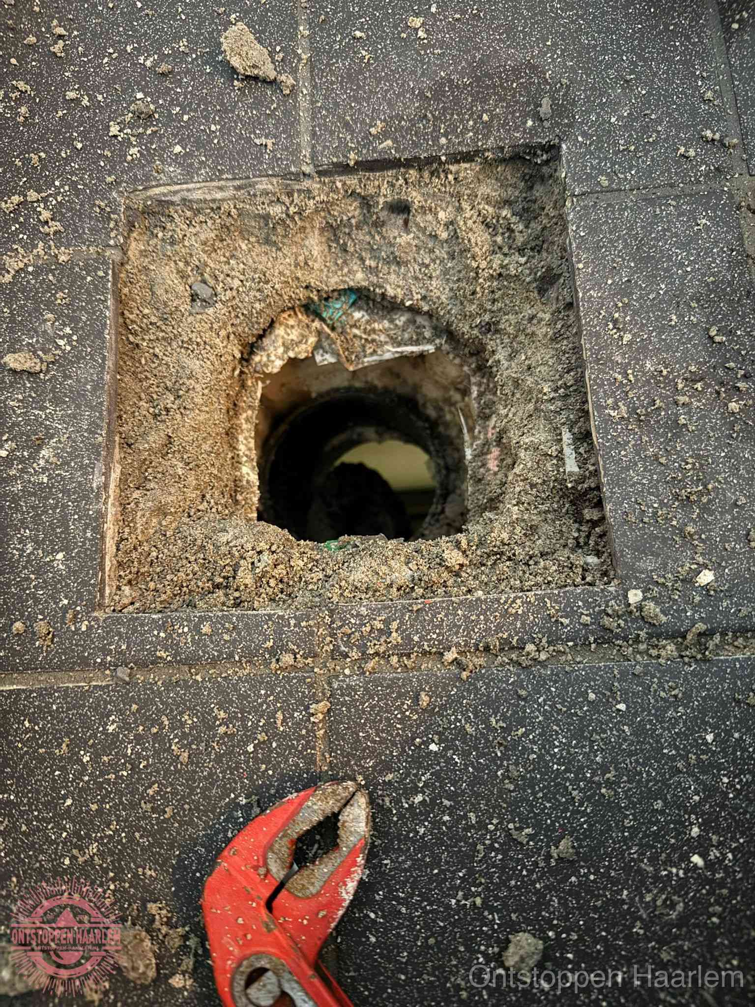 Rioolputje erfgrens eigendom in Haarlem